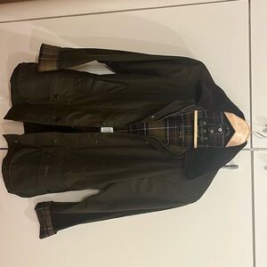 Classic Beadnell Barbour Jacket UK6 US2
